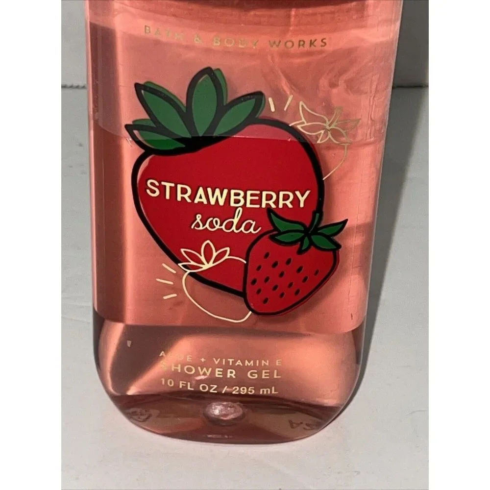 Bath and Body Works Strawberry Soda Shower Gel Body Wash Vitamin E 10 fl‎ oz NEW
